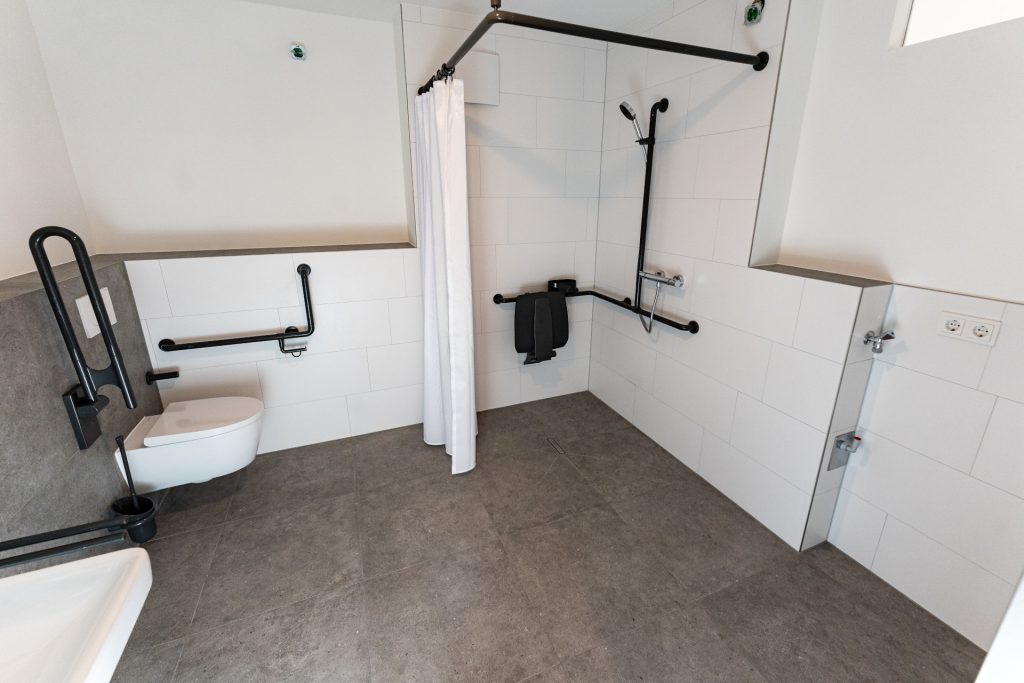 Badezimmer einer Wohneinheit im Quartiershaus