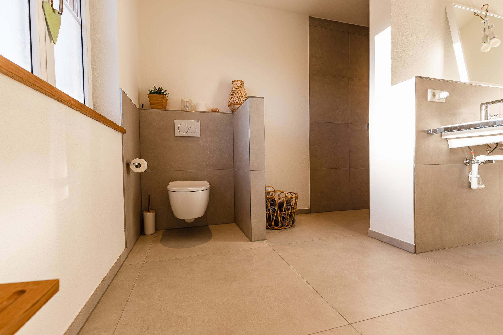 Helles Badezimmer in Petting nahe Teisendorf